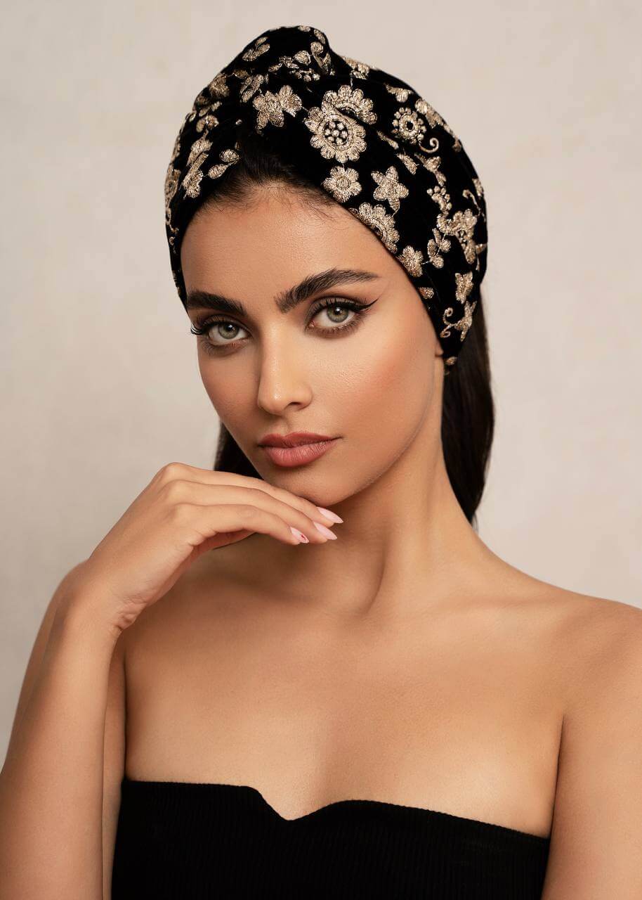 Black Embroidered Velvet Vurban