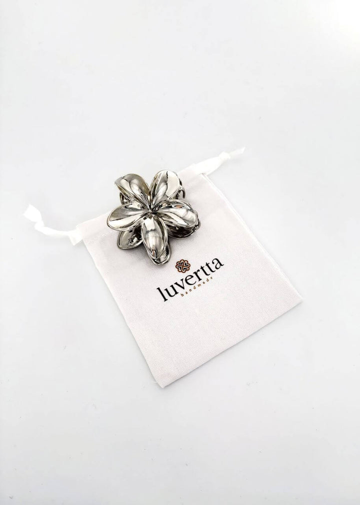 Gold Metal Lotus-Shaped Hair Claw